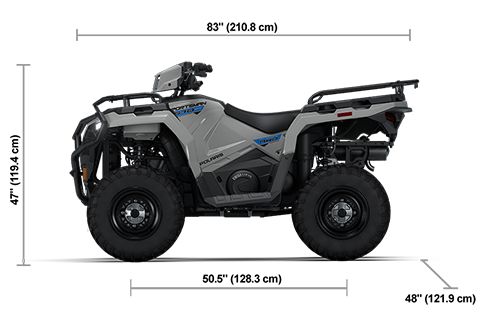 Vista lateral del Polaris Sportsman 450 EPS de 2026 en Ghost Gray con dimensiones de altura, ancho y longitud.