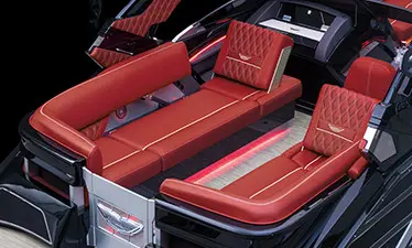 stern seating on a bennington qx sport pontoon boat