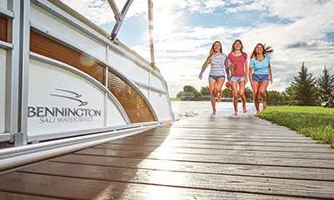 Pic of pontoon boat
