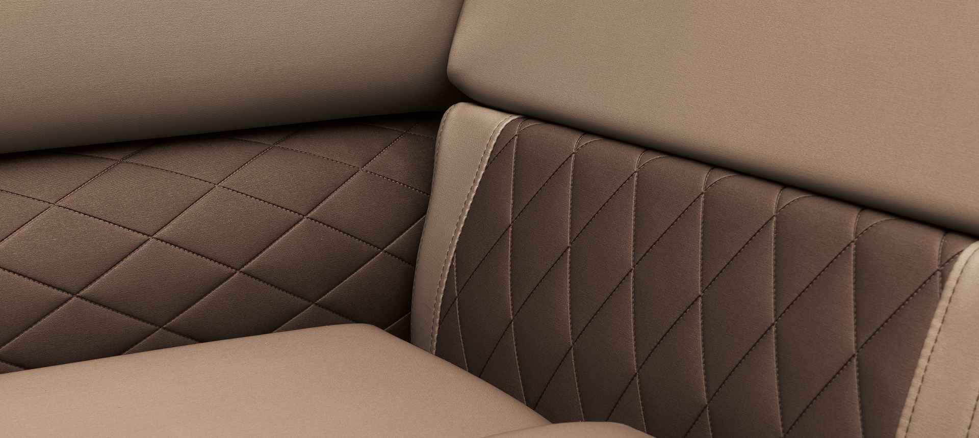Zoomed in look at the L boat seat details