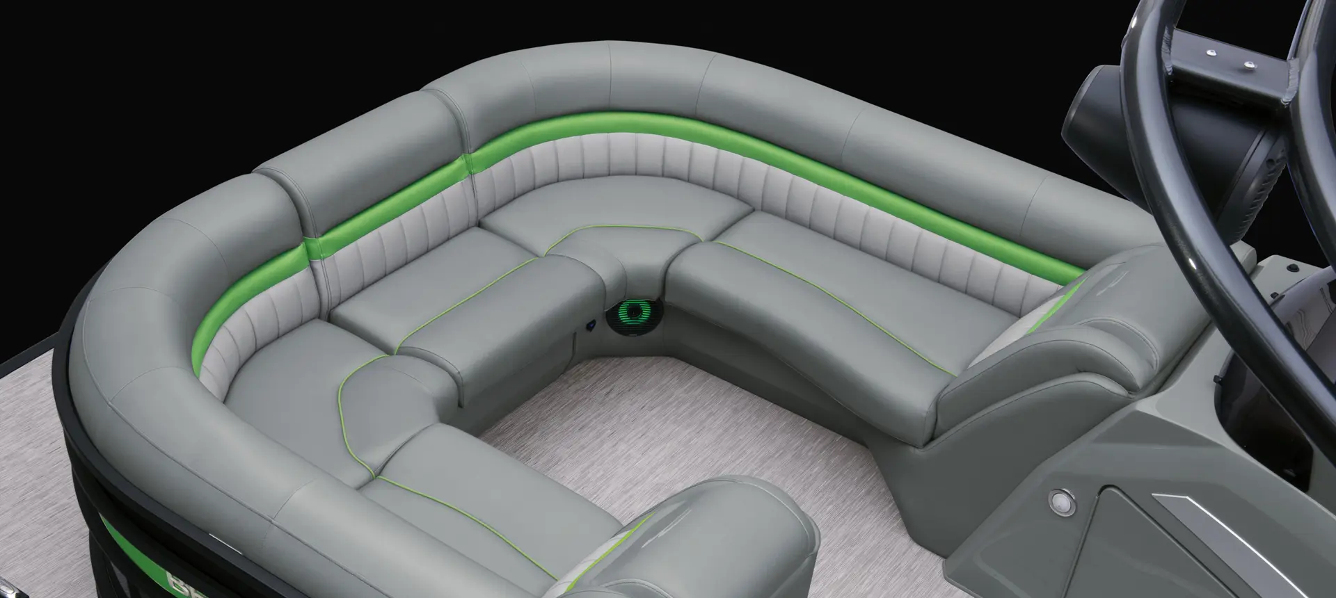 u-lounge seating on a Bennington LX pontoon