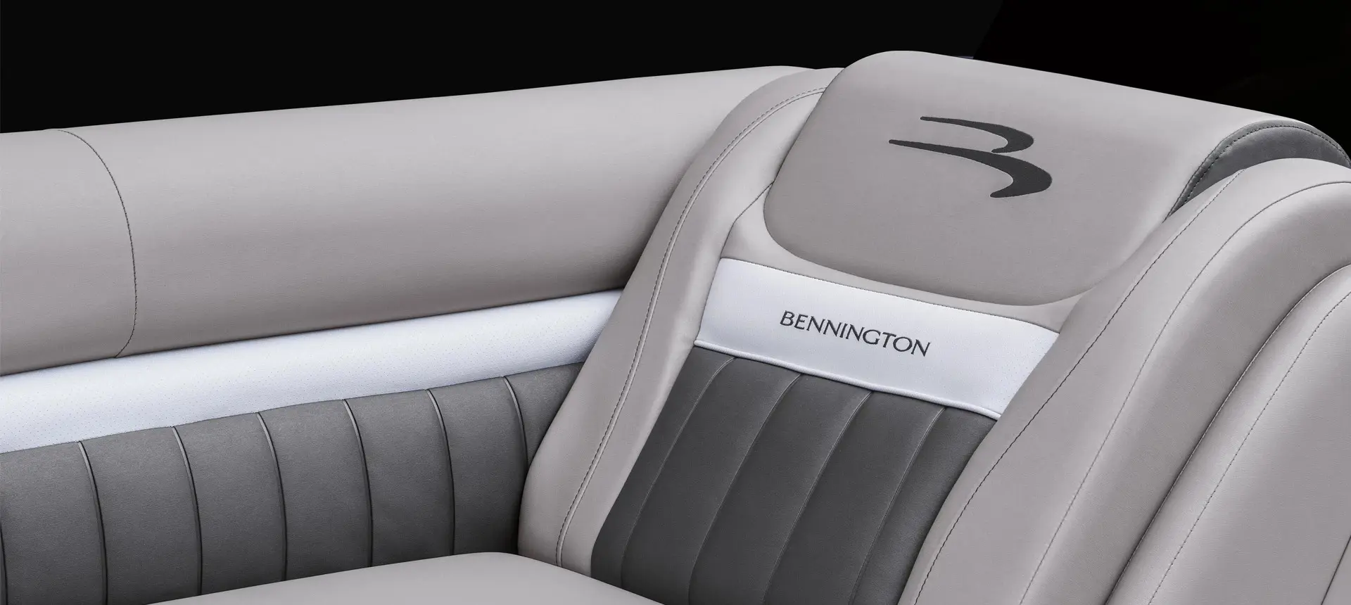 Close look at a Bennington LX boat seat