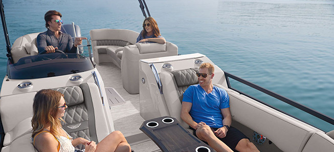 R Bowrider Model