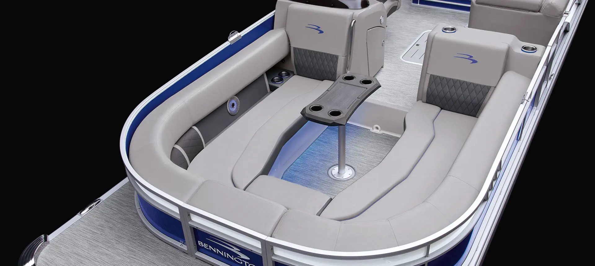 bow seating and table on a bennington l bowrider pontoon boat