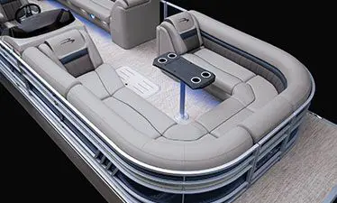 bow seating on a bennington lx pontoon boat with quad bench floor plan