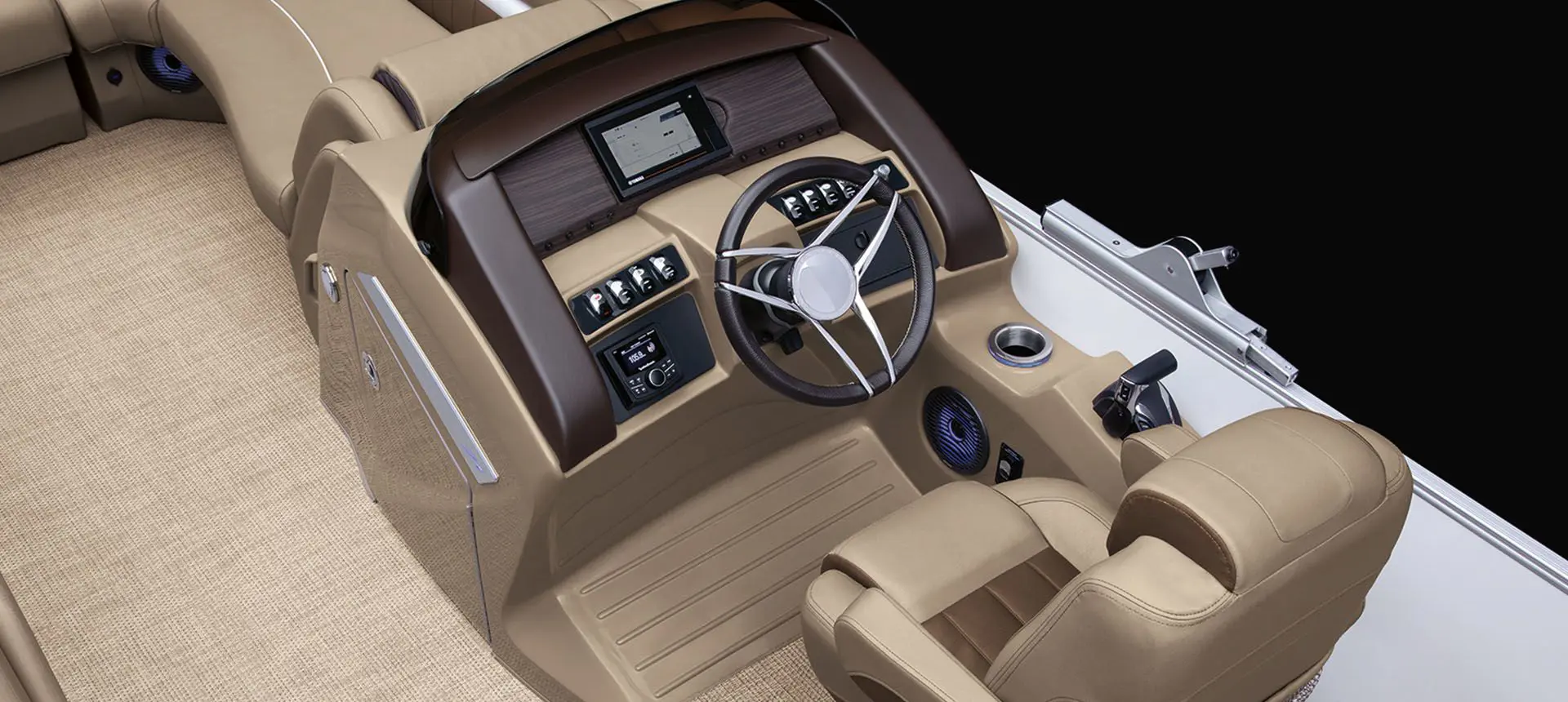 steering console and captains chair on a bennington lx pontoon boat