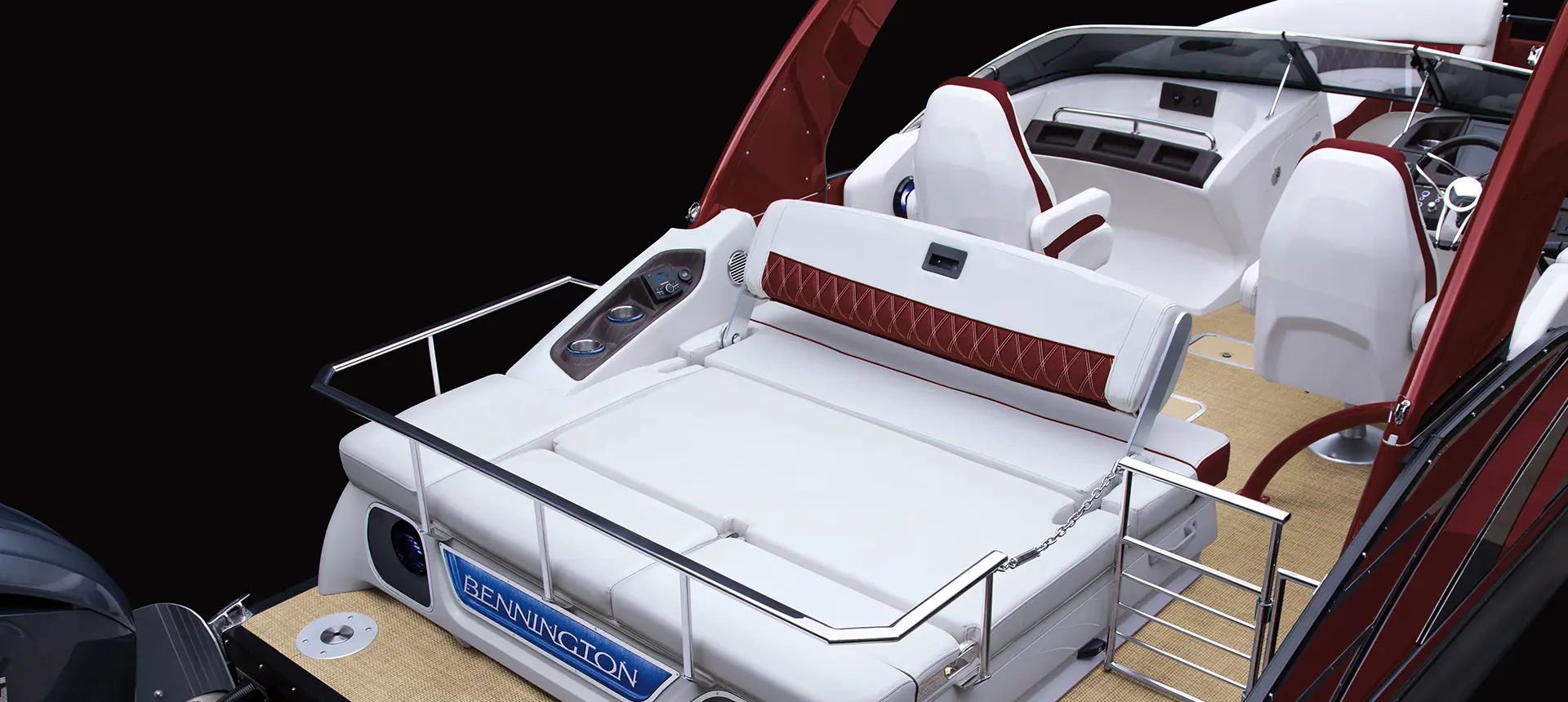 Bennington QX pontoon with swingback floor plan