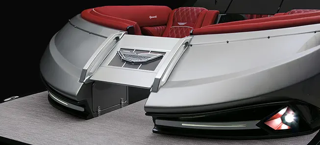 close up view of the bow on a Bennington QX Sport pontoon