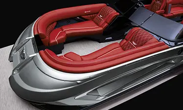 bow seating on a Bennington QX Sport pontoon