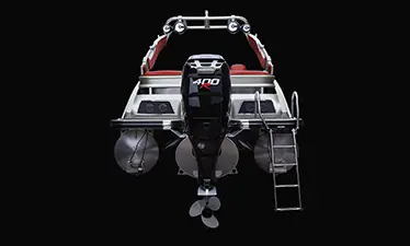 rear view of the stern and motor on a Bennington QX Sport pontoon