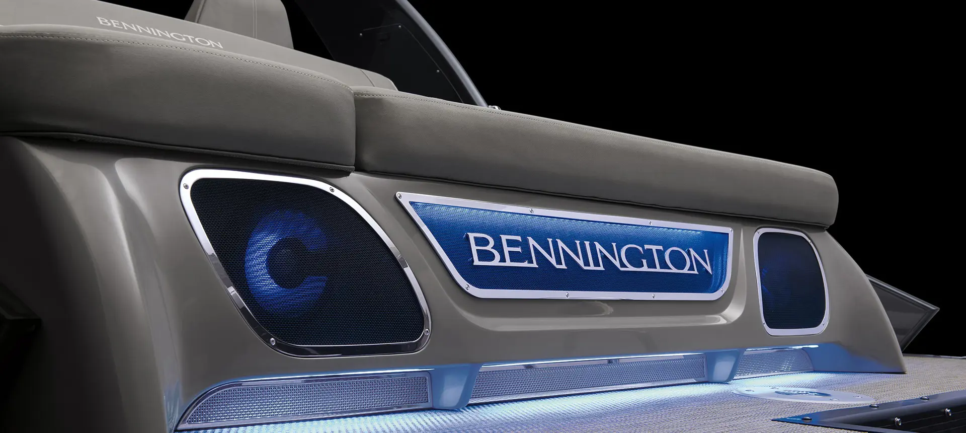 closeup of the speakers on a Bennington RX Sport pontoon boat