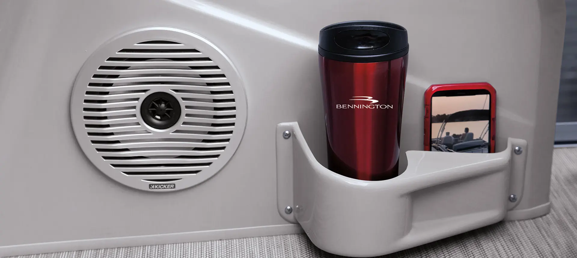 speaker and cup holder on a Bennington SX pontoon boat