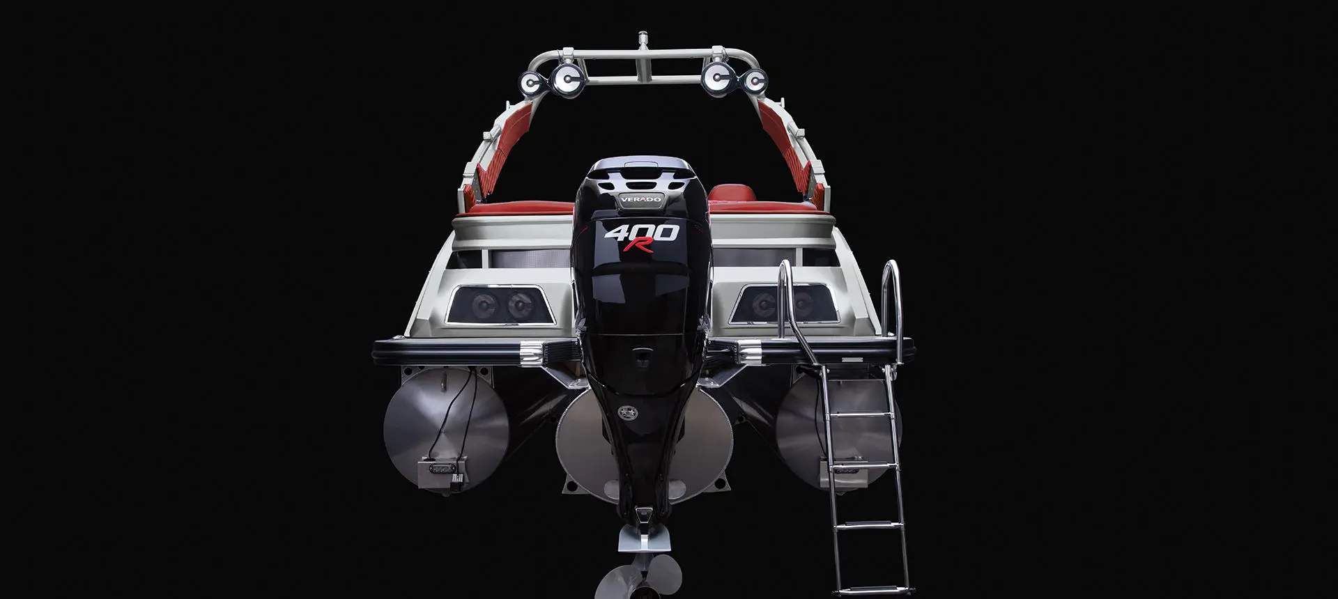 rear view of the stern and motor on a bennington qx sport pontoon boat