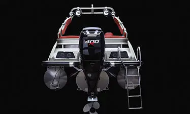 rear view of the stern and motor on a bennington qx sport pontoon boat