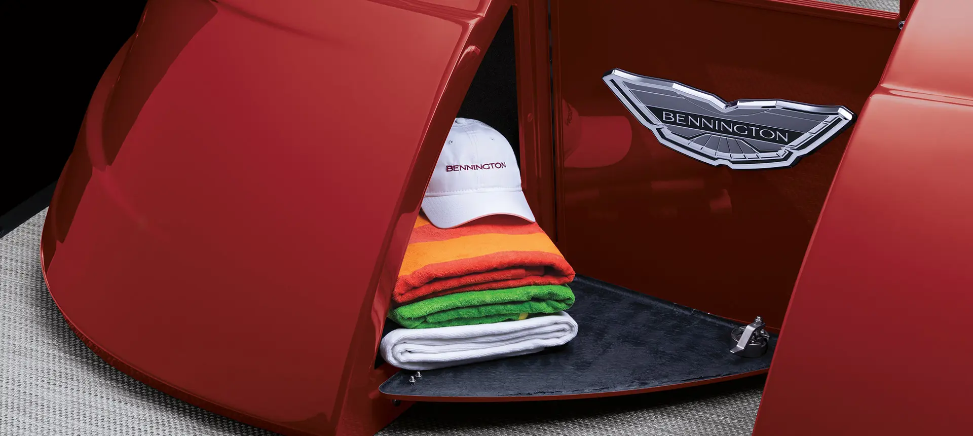 integrated storage on a Bennington QX pontoon boat