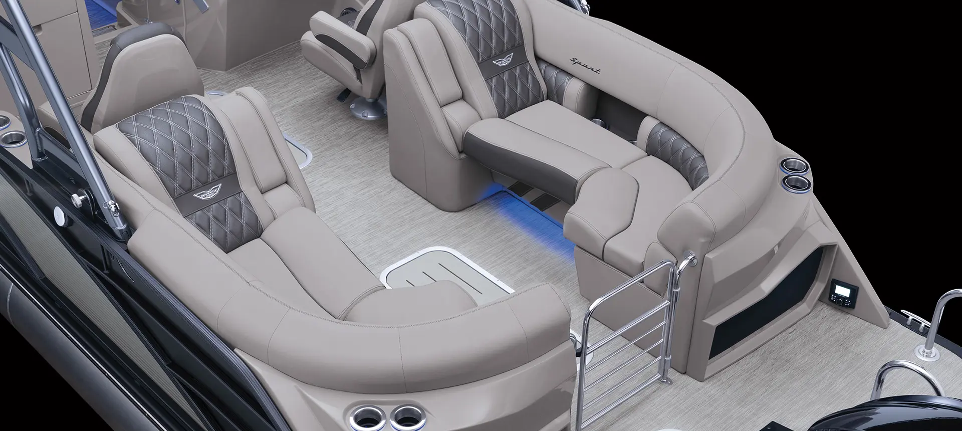 aerial view of the stern seating options on a Bennington R Bowrider Pontoon Boat