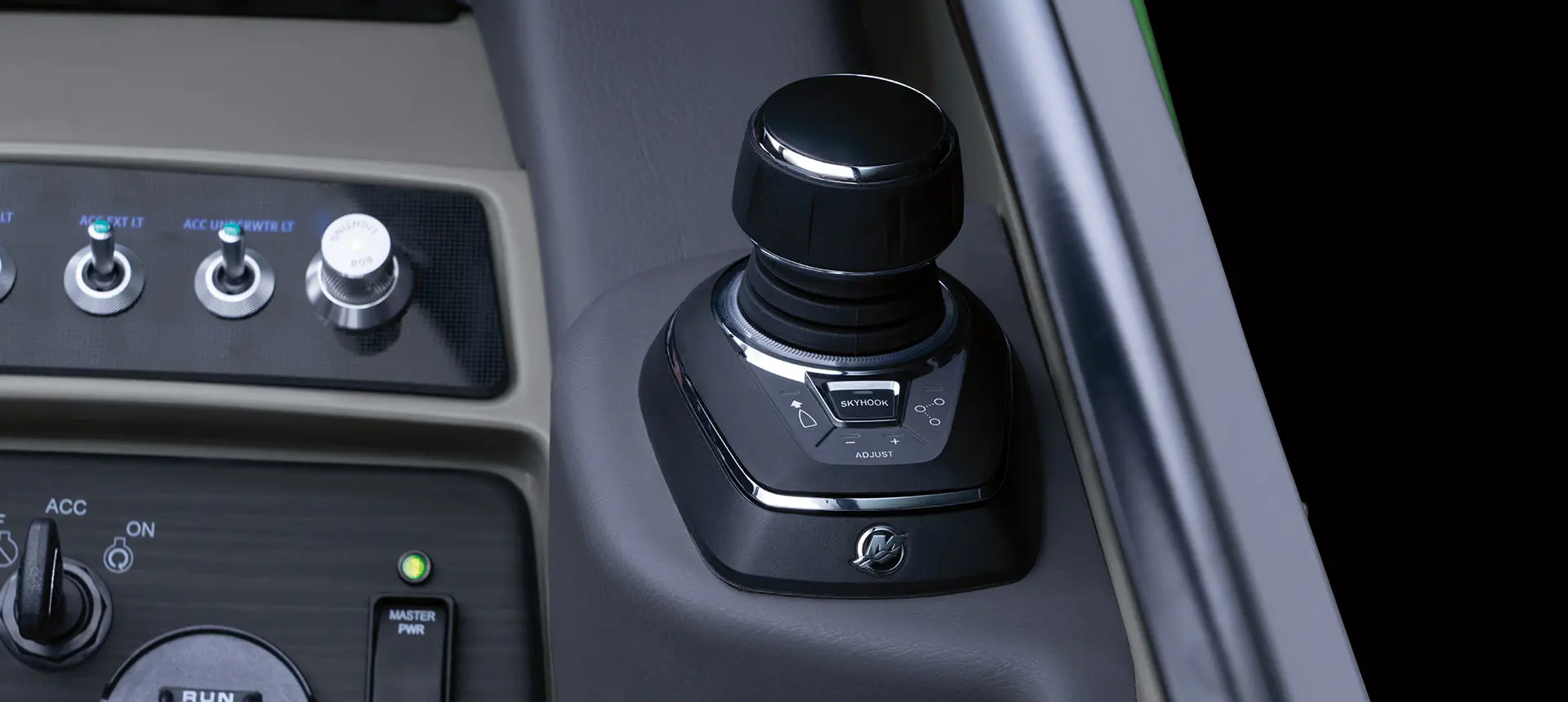 sport throttle on a bennington rx sport pontoon boat