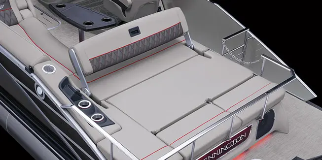 Swingback seat on a Bennington RX Sport pontoon boat.