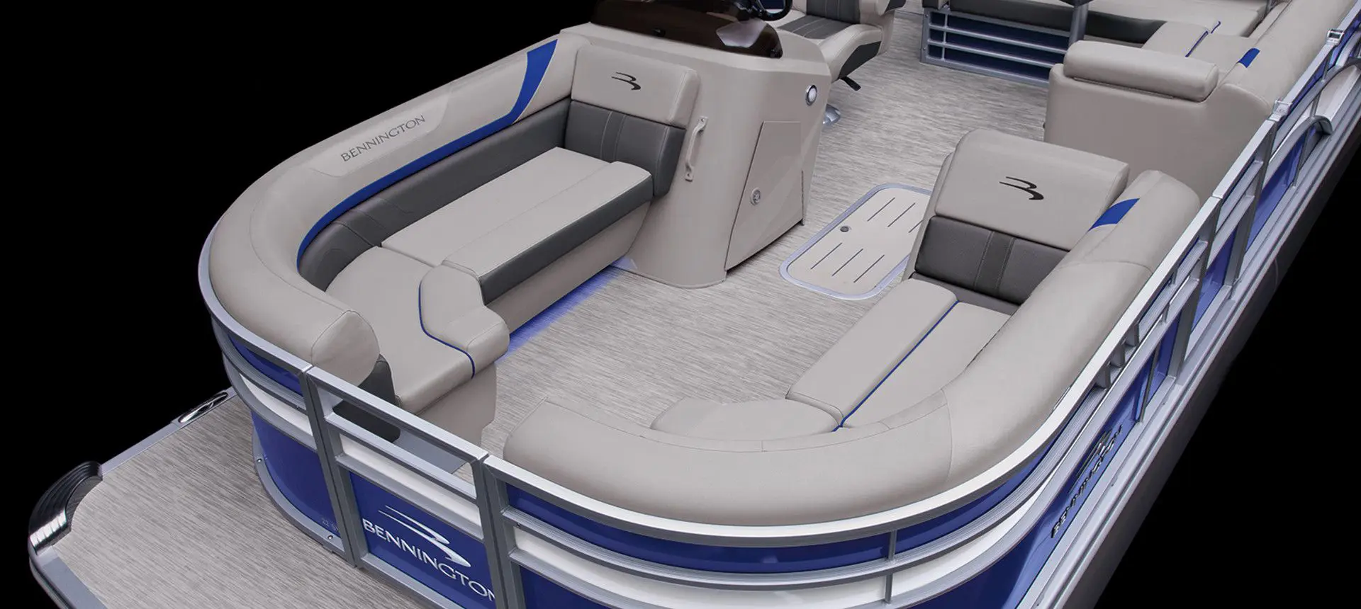 Quad bench bow seating on a Bennington SX Line pontoon boat.
