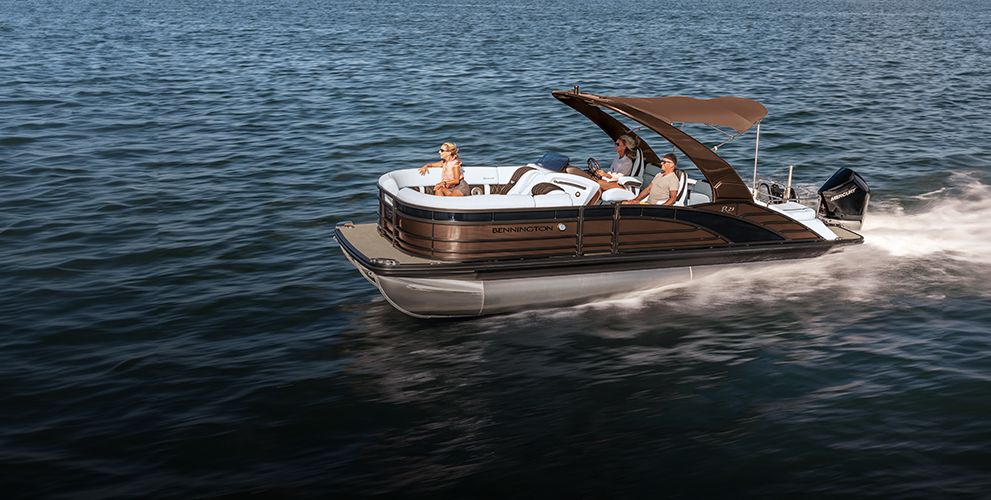 Bennington R Series - Performance Pontoon Boats