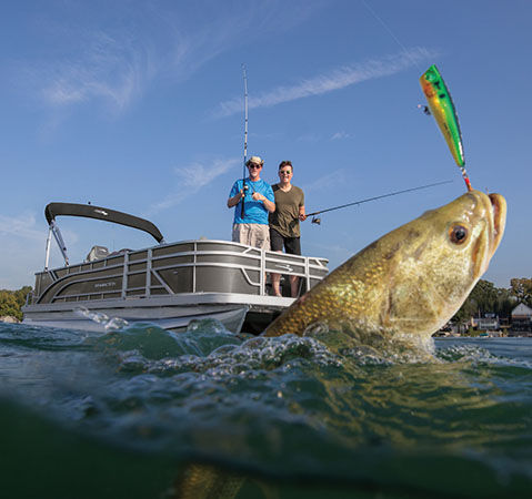 People fishing on a Bennington S Series pontoon with fishing layout.