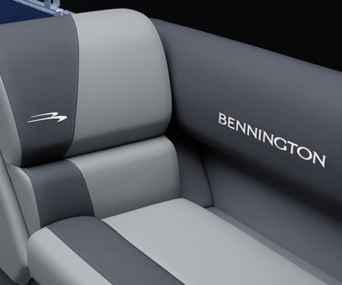 Leon Light Silver Base Vinyl with Simtex Slate Accents and Mineral Grey Flooring detail on a Bennington S One Pontoon. 