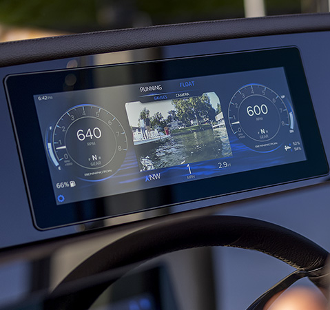 DockEase Bow Camera on a the Vivid UX Main Display on a Bennington pontoon boat.