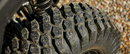 Llantas para obra en un utv polaris pro xd de trabajo de tamaño completo