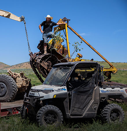 Polaris RANGER: UTVs (Utility Task Vehicles) EN-CA