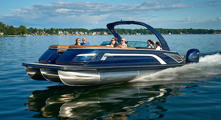 Bennington Marine Launches Fully Redesigned QX Flagship Model and
