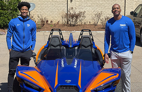 Polaris Slingshot & Basketball Legend Anfernee “Penny” Hardaway  ‘Light It Up Blue’ For World Autism Awareness Day