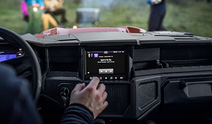 Ride command 7 inch touchscreen display in the Polaris GENERAL XP 1000