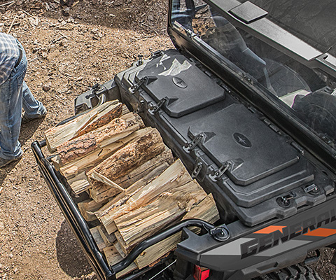 Closeup of the rear lock and ride storage box of the General