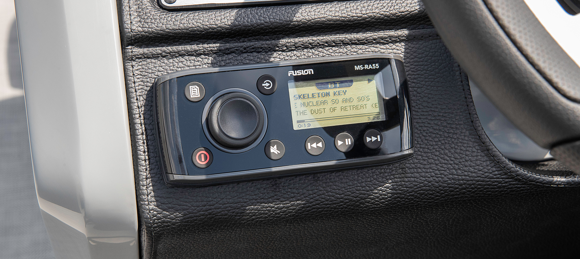 Specs Godfrey Monaco 235 C Godfrey Pontoon