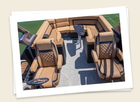 floor layout on a godfrey aquapatio twin pontoon