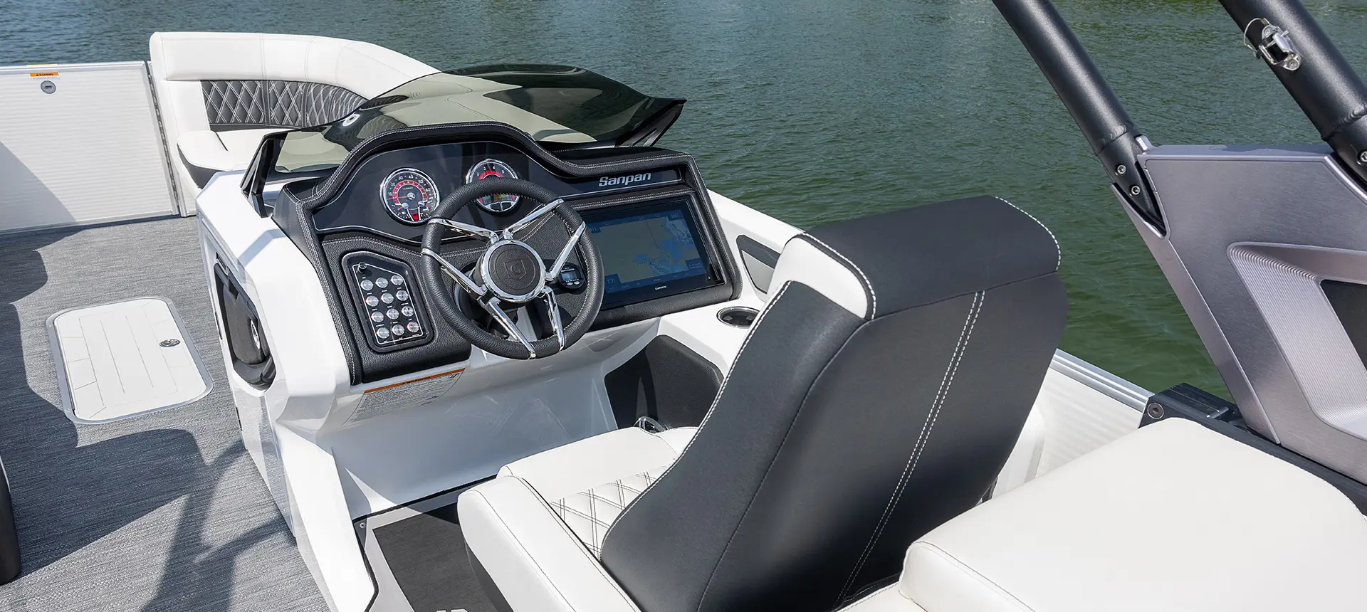 captain's chair and helm on a godfrey sanpan twin tritoon