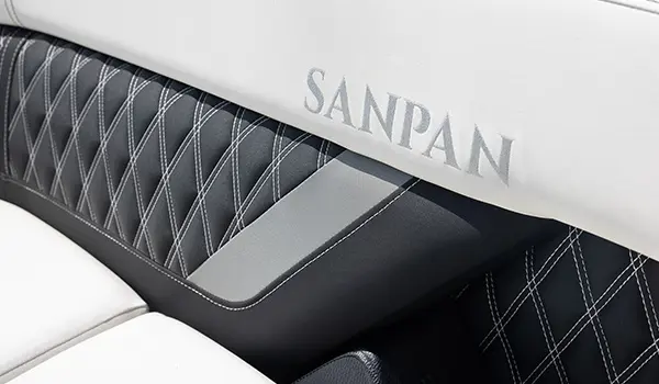 furniture details on a godfrey sanpan twin pontoon