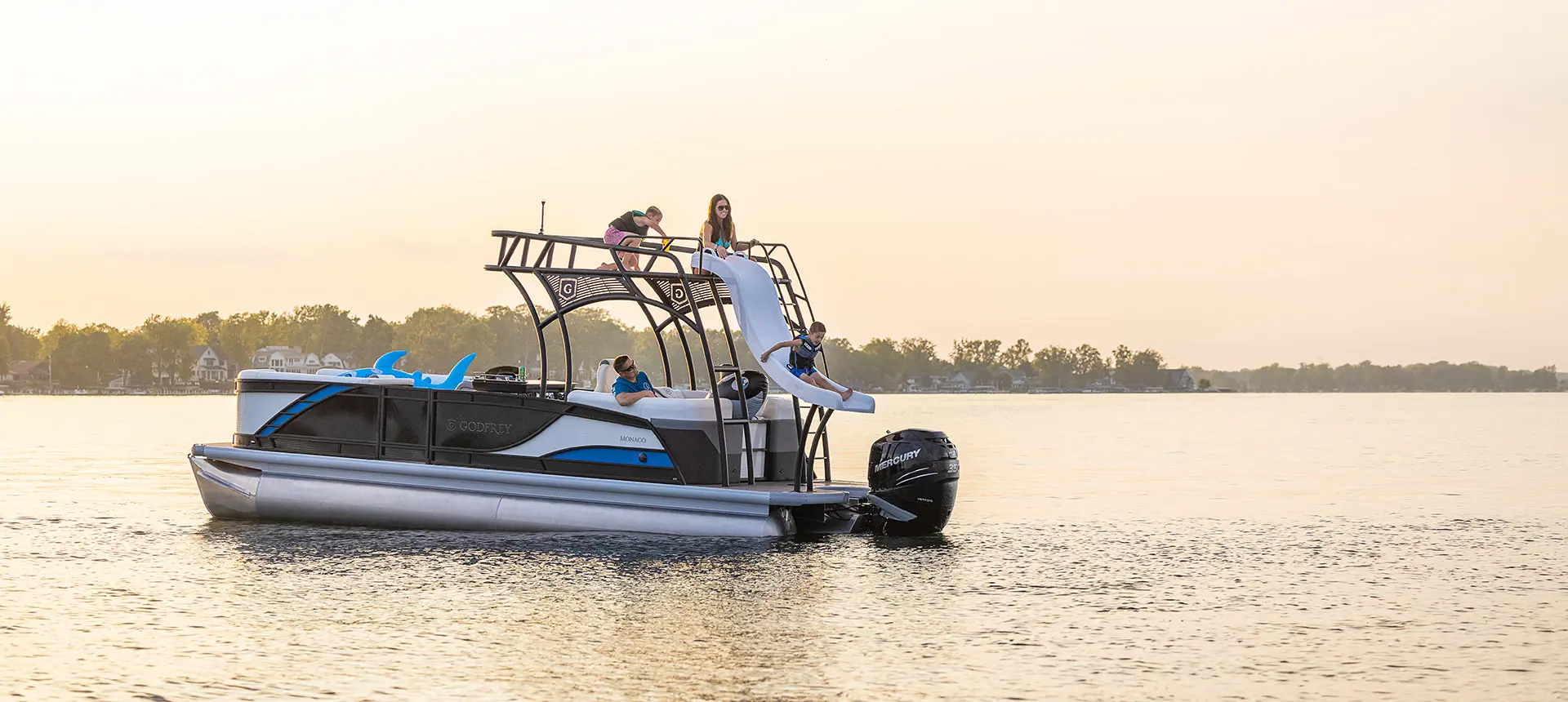 Specs: Godfrey Monaco 255 SDB Godfrey Pontoon - Main Image