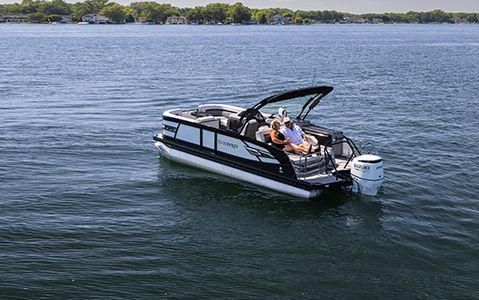 Lounge Pontoon Boats