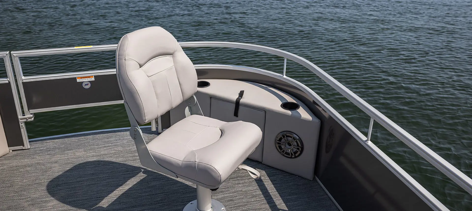 fishing seat on a godfrey xperience fishing pontoon
