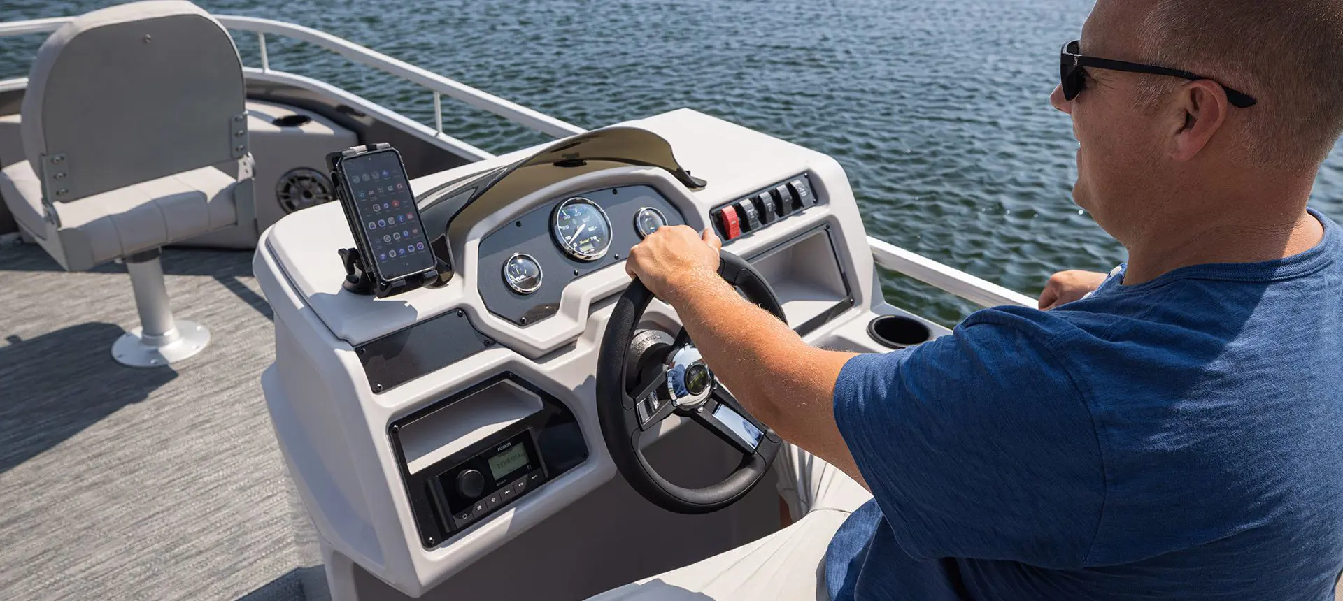 Xperience Pontoon Boats | Godfrey Pontoon