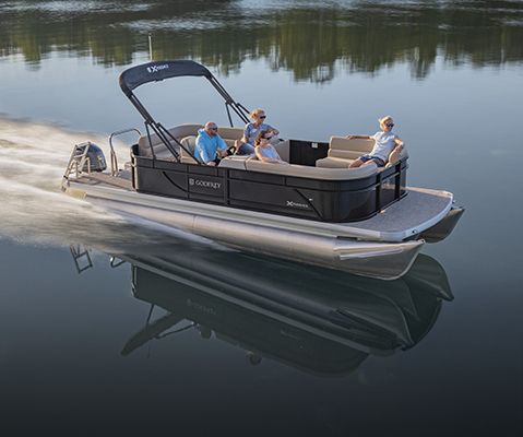 Explore Godfrey pontoon boats with Cruise layouts.