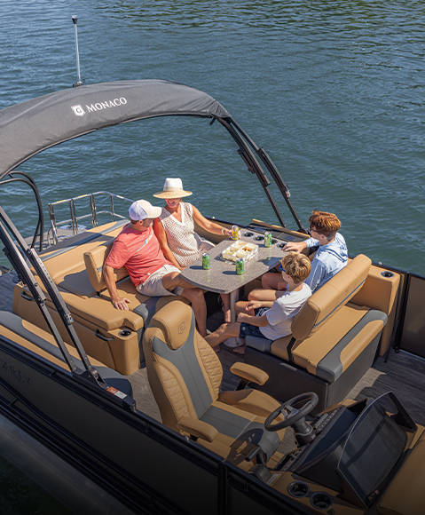 Explore Godfrey pontoon boats with the Entertainment layout.