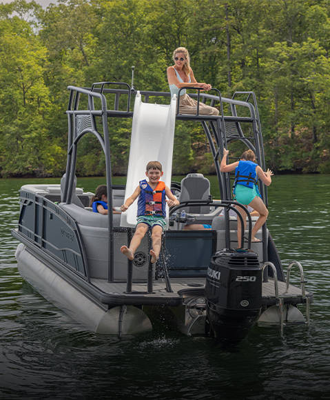 Explore Godfrey pontoon boats with the SunDeck layout.