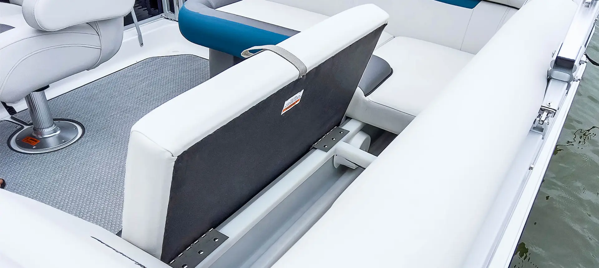 Specs FunDeck 196 OB Hurricane Deck Boats