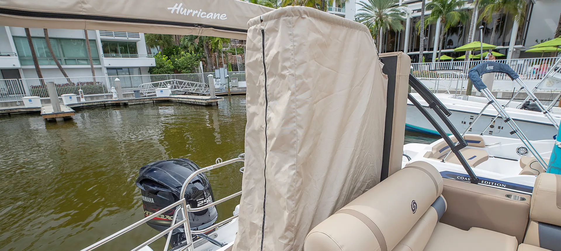 Specs FunDeck 236 SFL OB Hurricane Deck Boats