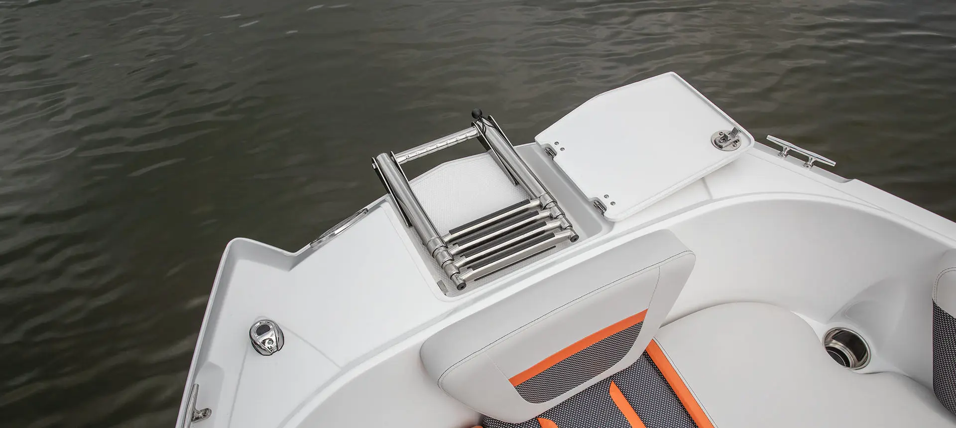 Sportdeck outboard