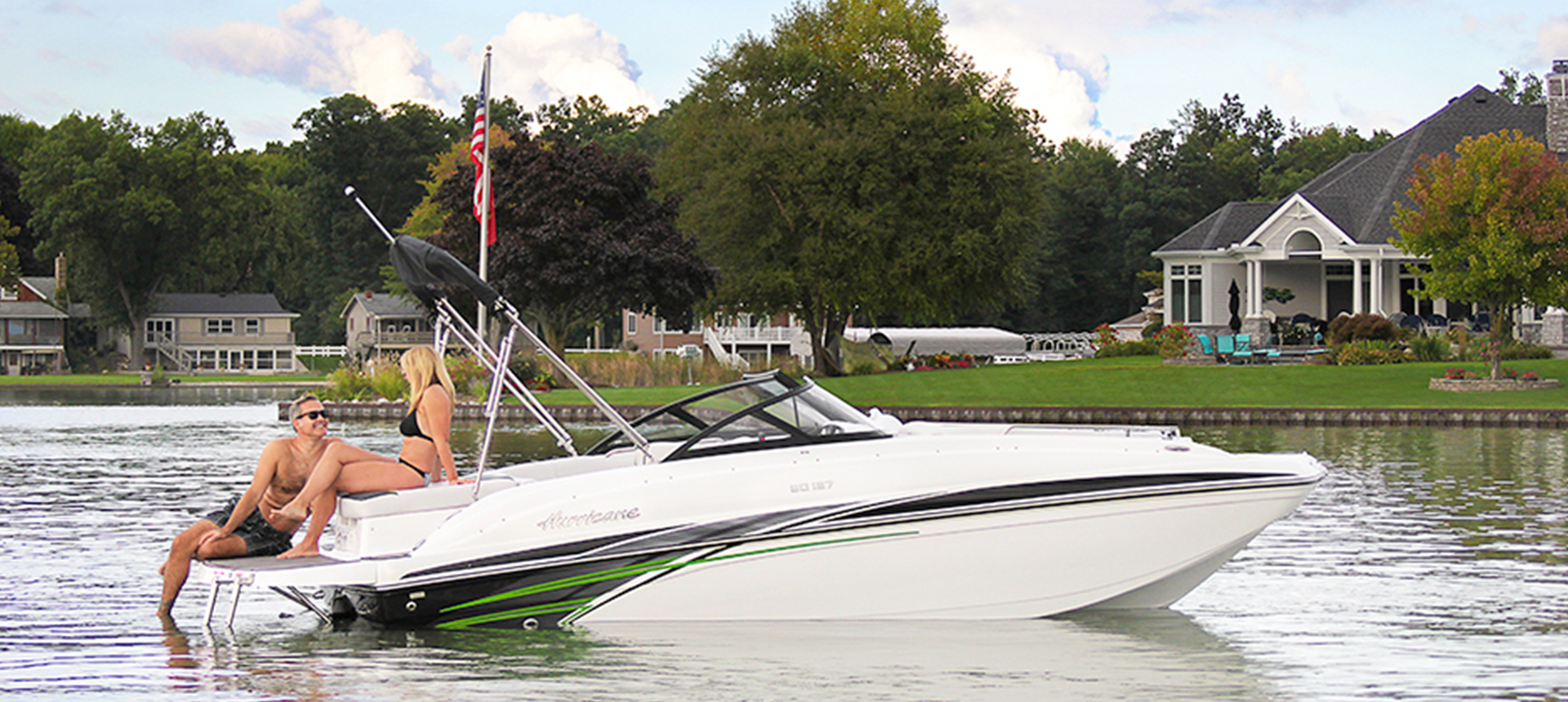 Specs SunDeck 187 IO Hurricane Deck Boats