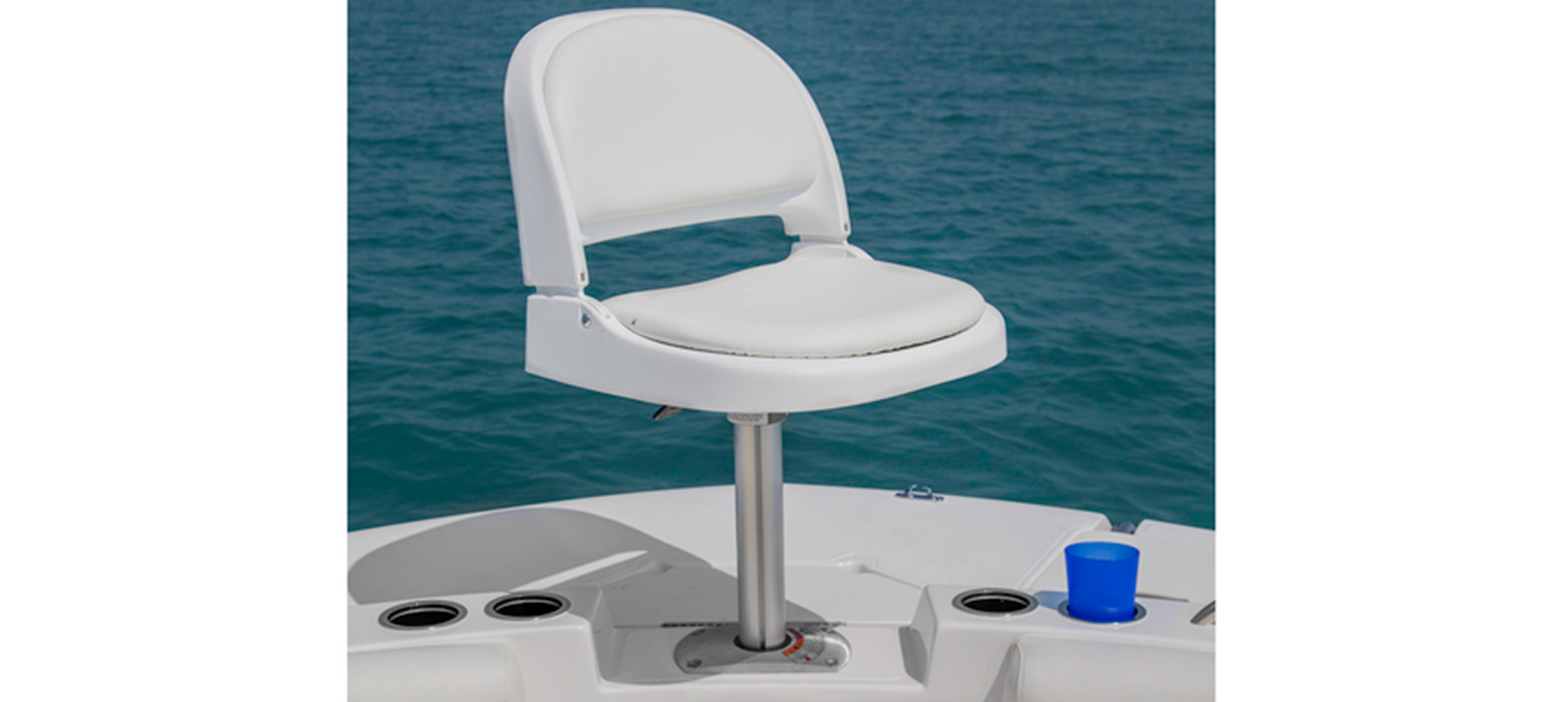 Specs SunDeck 187 IO Hurricane Deck Boats