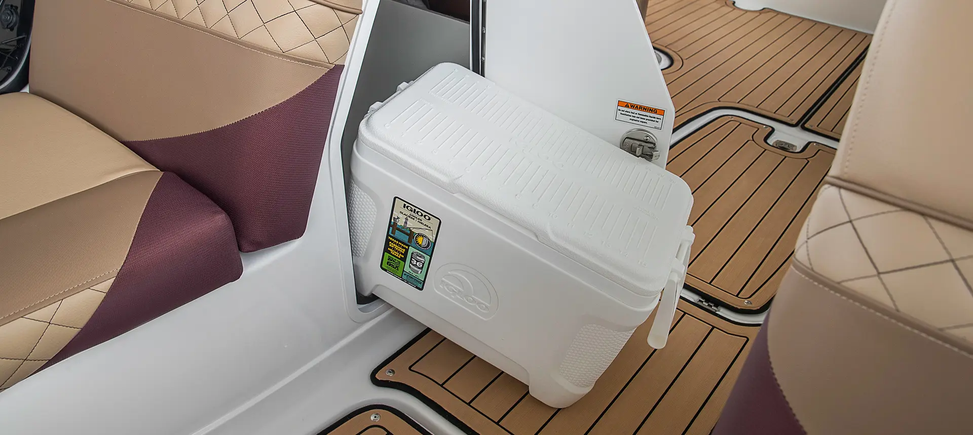 console cooler storage on a hurricane sundeck 2410 OB deck boat
